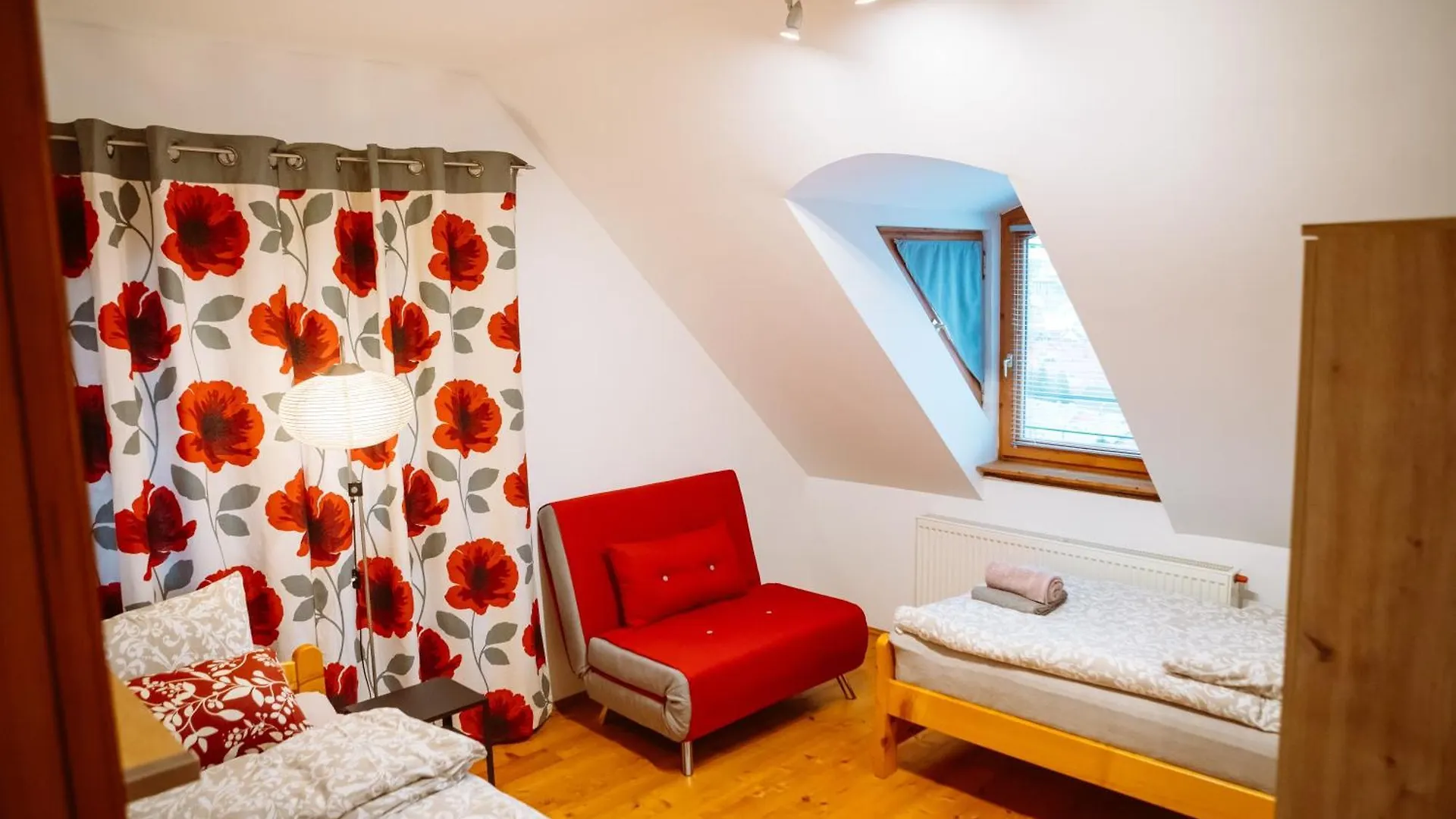 Daire Kiralyszeke Apartman Eğri