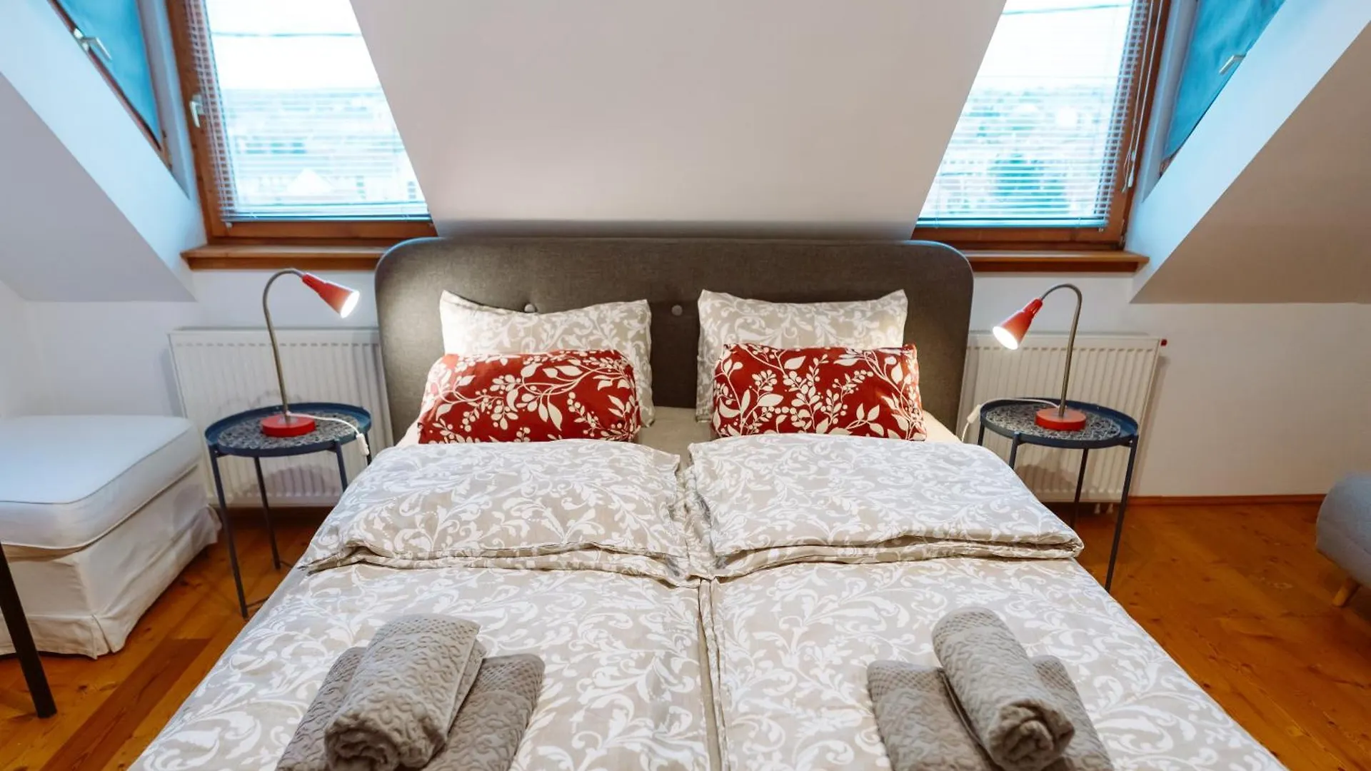 Daire Kiralyszeke Apartman Eğri